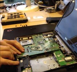 Как восстановить BIOS компьютера и ноутбука, если он слетел Нет загрузки биоса при включении компьютера